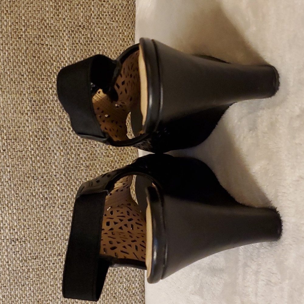 CZ Laundry wedges - Picture 3 of 6